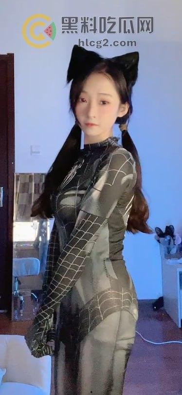 B站网红「小咪」引爆网络风暴！守护大哥豪刷20W元，却因拒绝陪睡被怒火中烧曝光丑闻-5